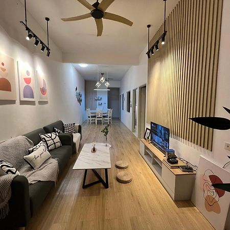 Demuji 4Br 10Pax 3Min To Ecm Kcm, Ps4 Villa กวนตัน ภายนอก รูปภาพ